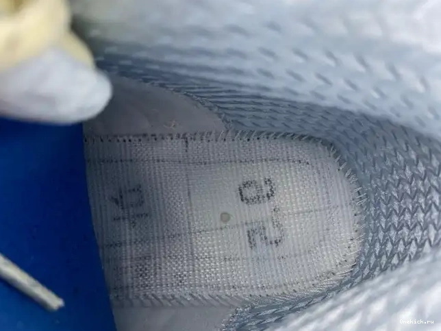 One Kick 13 Jordan SoleFly Retro DX5763-100 0701